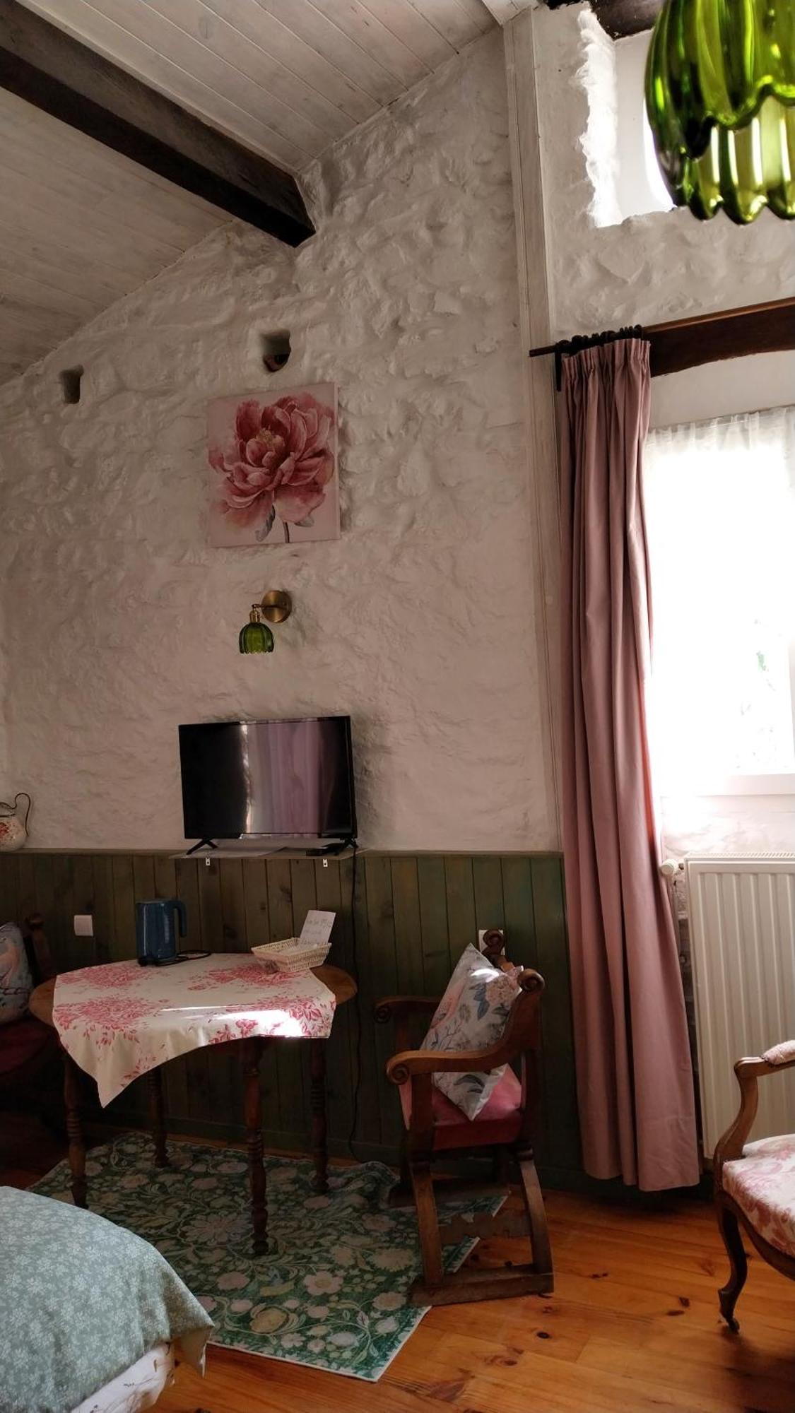 Bed and Breakfast L'Envolee Belvianes-et-Cavirac Экстерьер фото