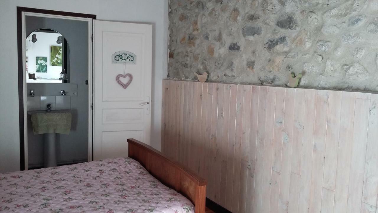 Bed and Breakfast L'Envolee Belvianes-et-Cavirac Экстерьер фото